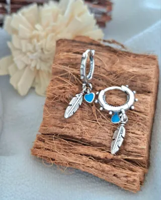 Pendientes plata pluma corazón azul