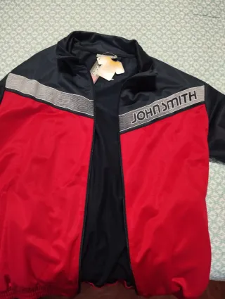 Chándal John Smith con etiqueta