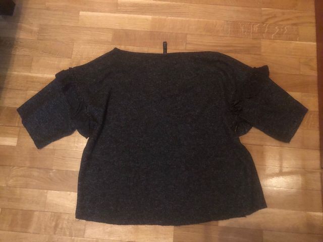 Lote 5 jerséis y camisetas de entretiempo.