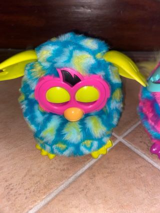 2 Furby Peluche Giocattolo