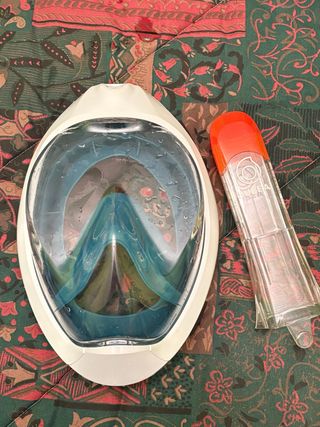 Máscara de snorkel y tubo