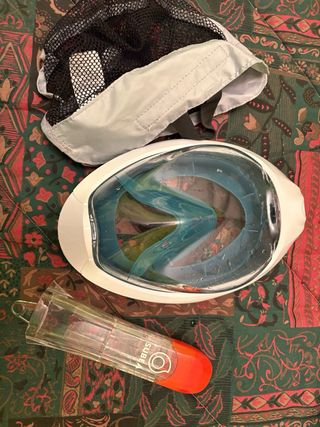 Máscara de snorkel y tubo