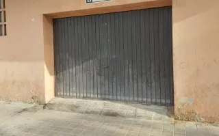 2 Puertas de Garaje Abatibles Manuales