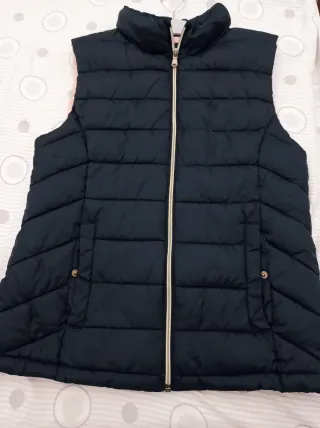 Chaleco acolchado Zara Girls negro