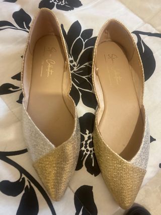 Bailarinas doradas y plateadas