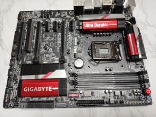 Placa Base Gigabyte GA-Z87X-UD4H LGA1150