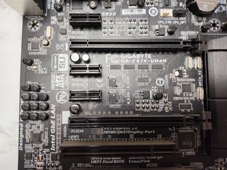 Placa Base Gigabyte GA-Z87X-UD4H LGA1150