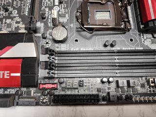 Placa Base Gigabyte GA-Z87X-UD4H LGA1150