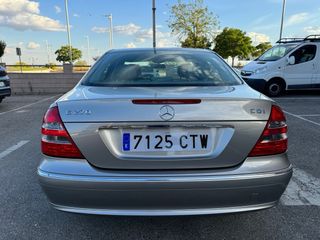Mercedes-Benz Clase E 2004