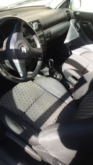 SEAT Leon 2000