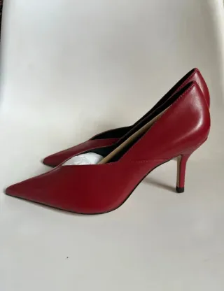 Zapatos tacón Zara rojos talla 37