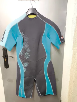 2 Trajes de Neopreno Tribord Cortos