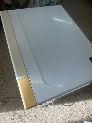 Microondas KING D'HOME blanco y amarillo