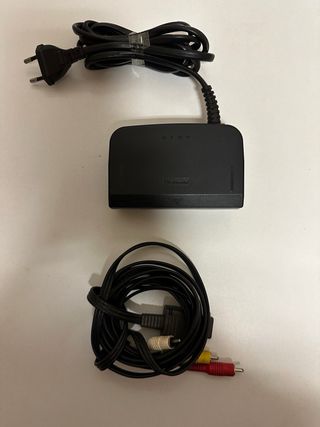 Nintendo 64 Negra con mando y cables originales