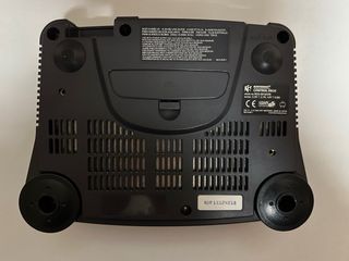 Nintendo 64 Negra con mando y cables originales