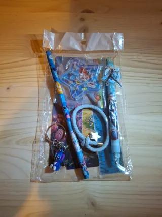 Pack azul de papelería: boli, lápiz, llavero Stitc