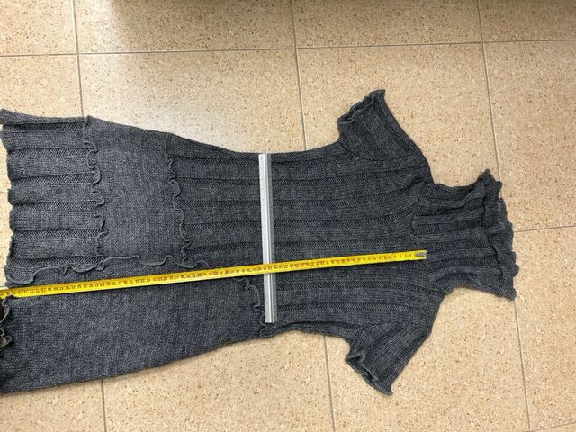 Vestido corto de punto gris