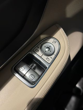 Mercedes-Benz Clase V250 BT 190CV AMG