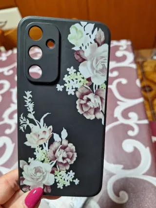 Cover per cellulare con fiori