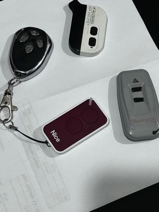 Mando Puerta Garaje 
