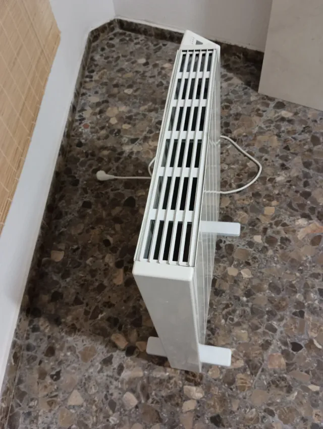 Radiador Mellerware 1200w con conexión WiFi