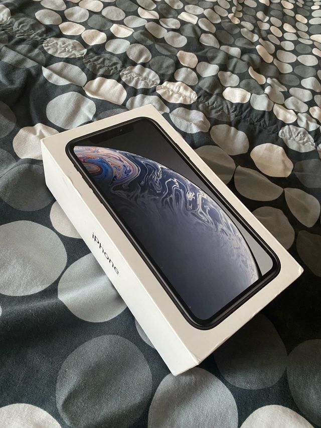 Caja iPhone 11