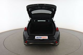 Lexus UX 250h F SPORT