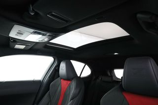 Lexus UX 250h F SPORT