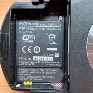 PSP 1004 Negra + 3 Juegos