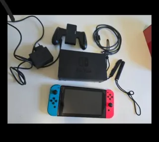 Nintendo Switch Azul-Rojo Completa