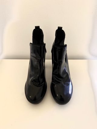 Botines negros de tacón