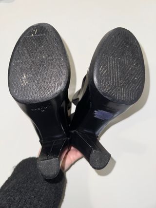 Botines negros de tacón