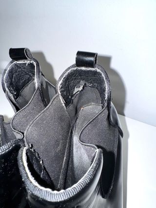 Botines negros de tacón