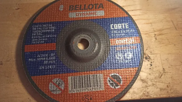 Disco de corte Bellota 230mm 



