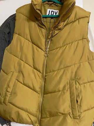 Lote 2 Chaquetas y Chaleco Talla S