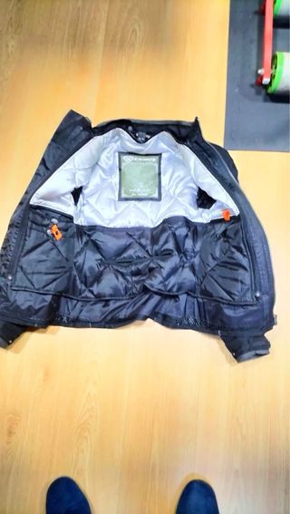 Chaqueta de moto negra ixon t