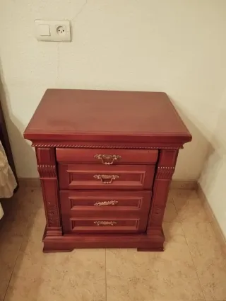 2 Comodini Classici in Legno
