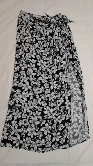Falda larga floral