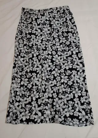 Falda larga floral