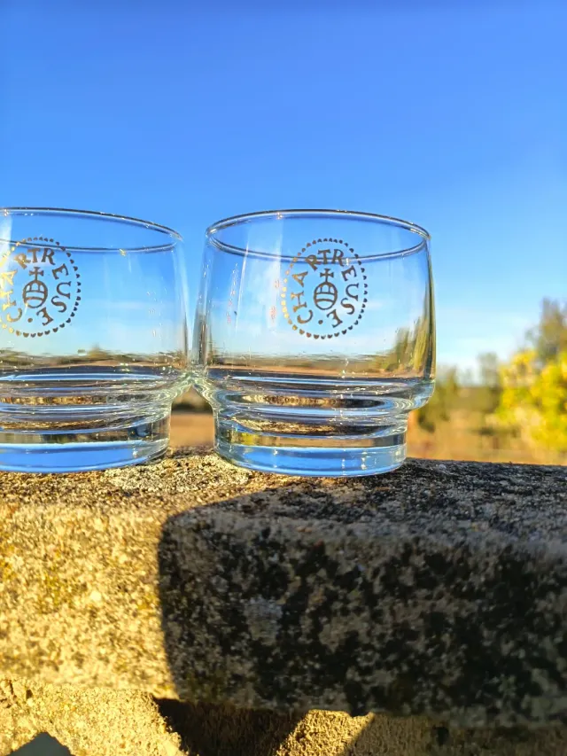 Chartreuse , 3 vasos , ver descripción