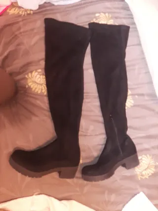 Botas altas negras