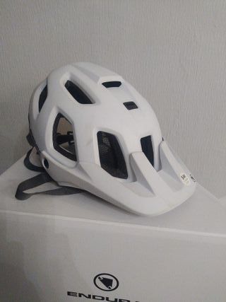 Casco de bici Endura S-M blanco