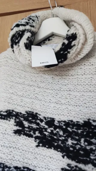 Poncho lana Mango NUEVO