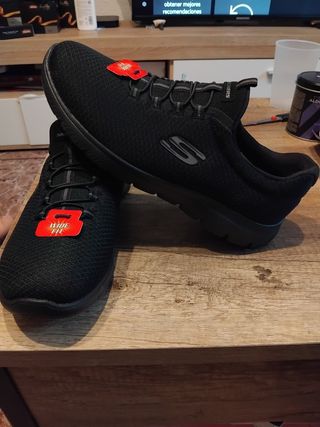 Zapatillas Skechers Negras Wide Fit