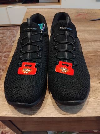 Zapatillas Skechers Negras Wide Fit