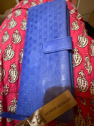 Cartera piel azul Salvador Bachiller