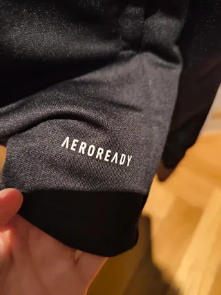 Chaqueta Adidas fina negra y blanca