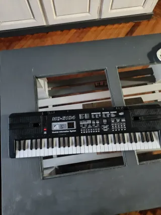 Teclado Piano MQ-6104 Musical