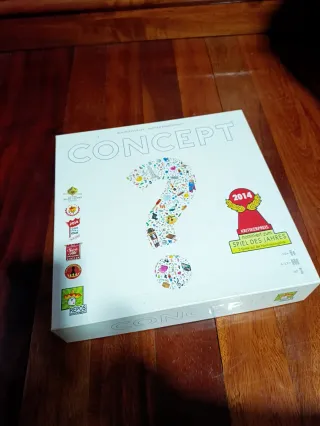 Juego de mesa CONCEPT