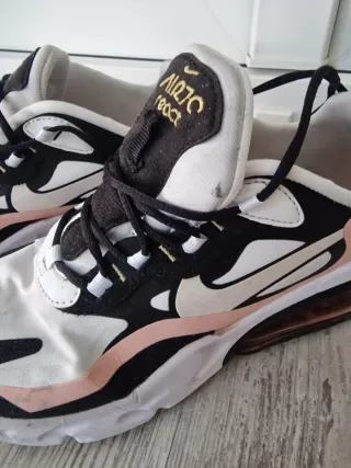 Nike Air Max React 270 Mujer